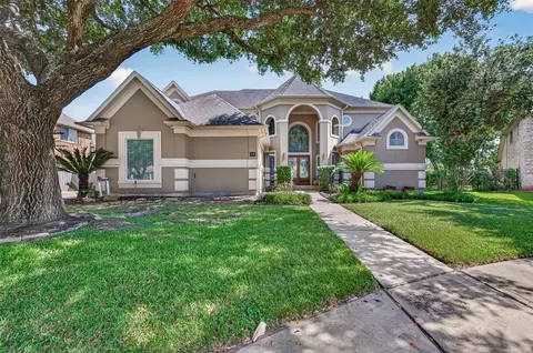 63 Harbor View Dr, Sugar Land, TX 77479