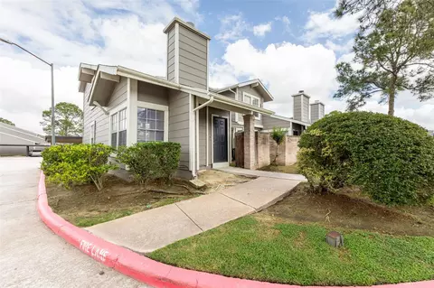 12241 Coppertree Ln, Houston, TX 77035