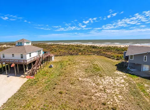 279 Private Road 640 Driftwood Rd, Matagorda, TX 77457