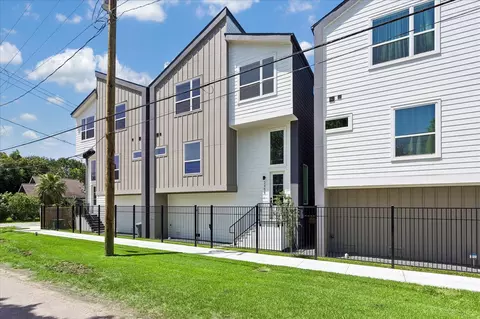 2959-2961 Delafield St, Houston, TX 77023