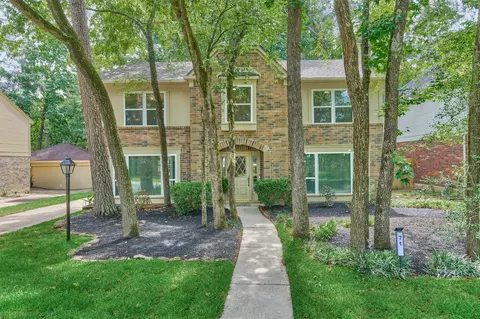 71 Breezy Point Pl, Spring, TX 77381
