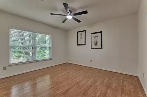 Bedroom - 71 Breezy Point Pl, Spring, TX 77381 photo 5 of 5