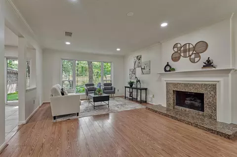Living - 71 Breezy Point Pl, Spring, TX 77381 photo 1 of 4