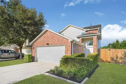 11226 Valley Kings Dr, Houston, TX 77089