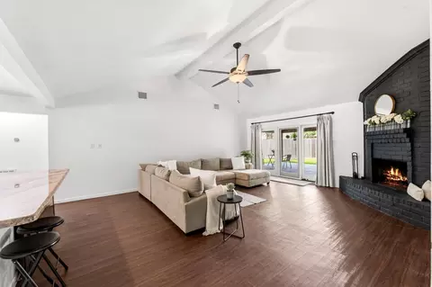 Living - 25514 Lancewood Dr, Spring, TX 77373 photo 2 of 4