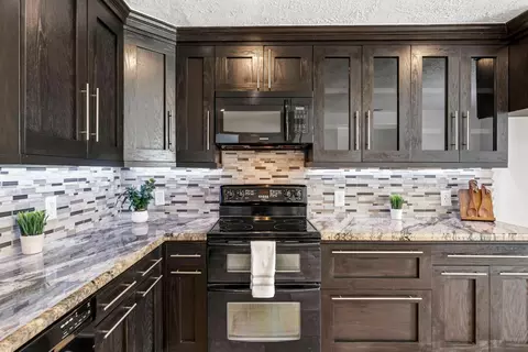 Kitchen - 25514 Lancewood Dr, Spring, TX 77373 photo 4 of 4