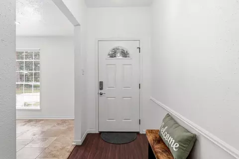 Entry Way - 25514 Lancewood Dr, Spring, TX 77373 photo 2 of 5
