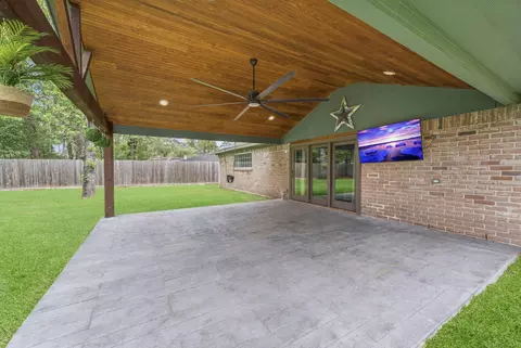 Exterior - 25514 Lancewood Dr, Spring, TX 77373 photo 6 of 7