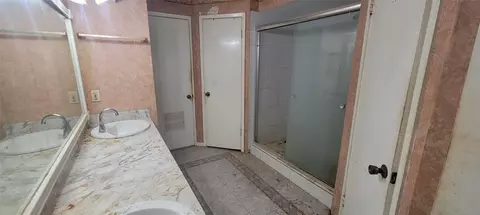 Bath - 23022 Earlmist Dr, Spring, TX 77373 photo 1 of 2