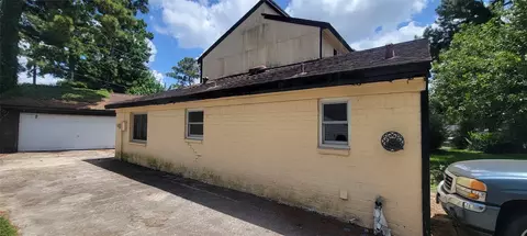 Exterior - 23022 Earlmist Dr, Spring, TX 77373 photo 2 of 3