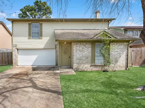 19918 Bambiwoods Dr, Humble, TX 77346