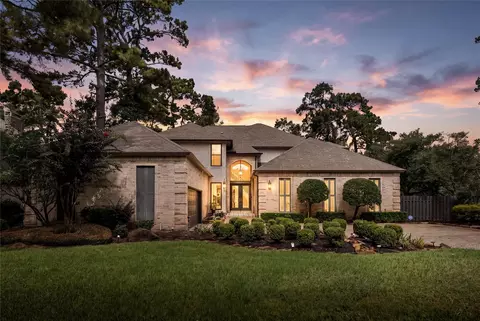 4719 Breezy Point Dr, Kingwood, TX 77345