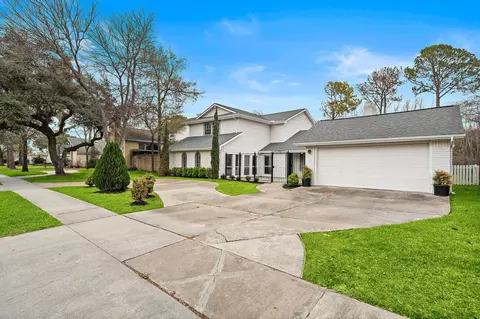 7810 Antoine Dr, Houston, TX 77088
