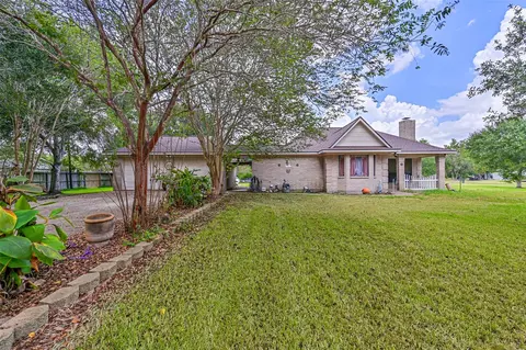 7003 Amie Ln #CR879, Pearland, TX 77584