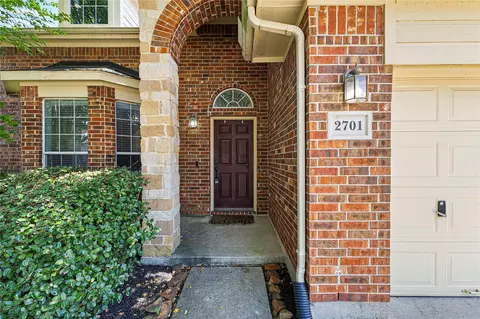 2701 Shallow Falls Ct, Pearland, TX 77584