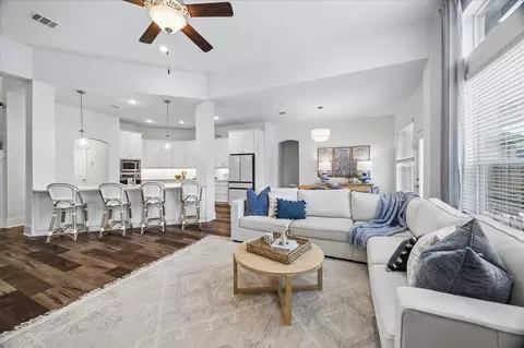 Living - 32111 Aspen Grove Ct, Spring, TX 77386 photo 1 of 1