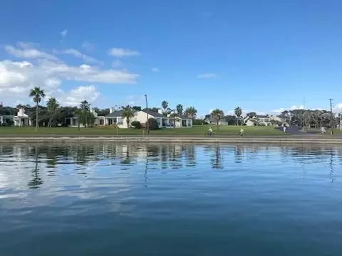 2003 N Fulton Beach Rd #43, Rockport, TX 78382