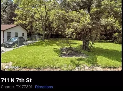 711 N 7th St, Conroe, TX 77301