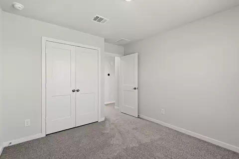Bedroom - 29223 Dandelion Sky Dr, Waller, TX 77484 photo 5 of 7