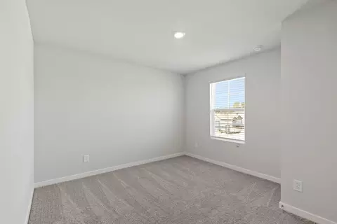 Bedroom - 29223 Dandelion Sky Dr, Waller, TX 77484 photo 3 of 7