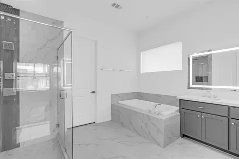 Bath - 2523 Quickstep Ct, Katy, TX 77493 photo 2 of 5