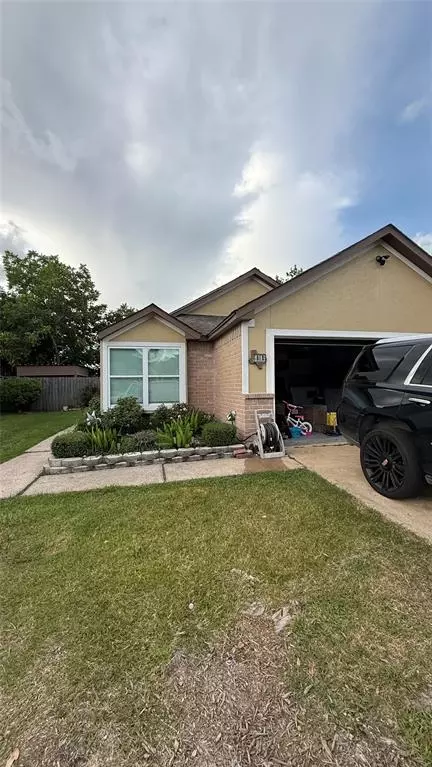 6018 Beaconridge Dr, Houston, TX 77053