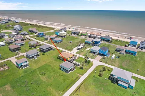844 S Sage Rd, Crystal Beach, TX 77650