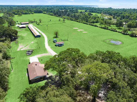 4856 N Fm 356, Onalaska, TX 77360