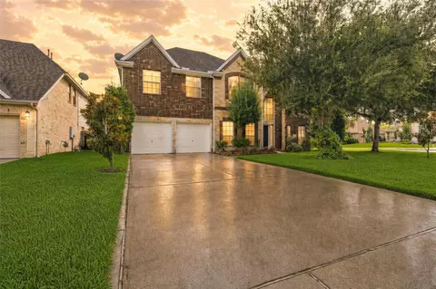 1231 Abigail Ln, Friendswood, TX 77546