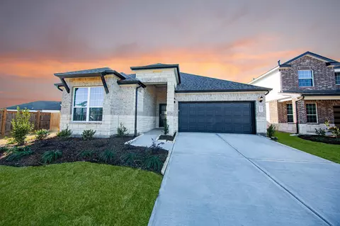 3001 Mistflower Trl, Brookshire, TX 77423