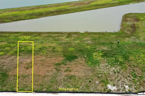 17027 Brine Pool Ln, Crosby, TX 77532