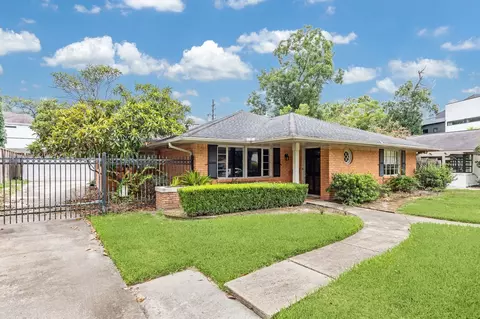 4610 Devon St, Houston, TX 77027 photo 1