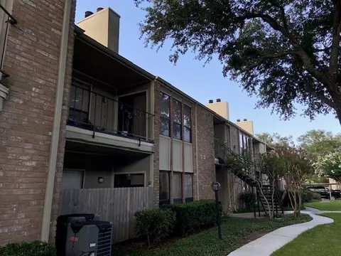 8100 Cambridge St #40, Houston, TX 77054