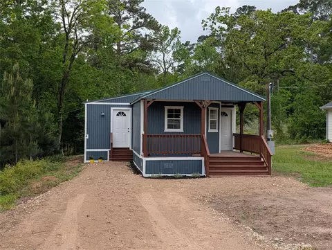 16 Walnut Ln, Huntsville, TX 77320