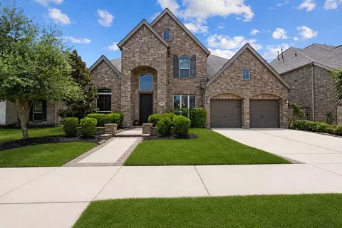 19719 Raccoon Hollow Way, Cypress, TX 77433