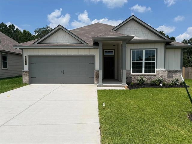 197 New Dawn Trl, Huntsville, TX 77320