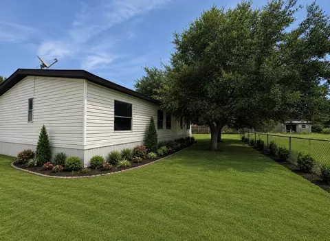 Other - 809 Campbell Rd, Eagle Lake, TX 77434 photo 2 of 8