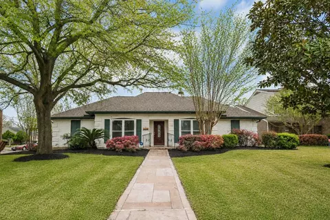 1003 Honey Hill Dr, Houston, TX 77077