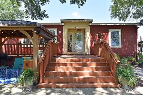 3221 Pecha Ln, Pleak, TX 77471