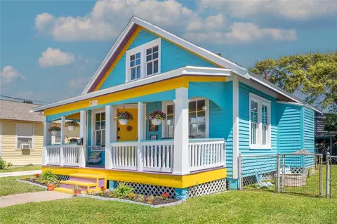 2314 34th St, Galveston, TX 77550