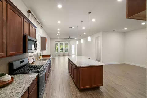 Entry Way - 516 Nokota Dr, Spring, TX 77382 photo 1 of 3