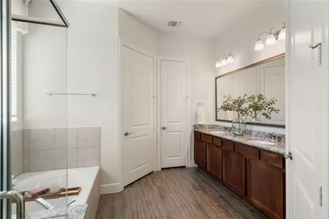 Bath - 516 Nokota Dr, Spring, TX 77382 photo 1 of 3