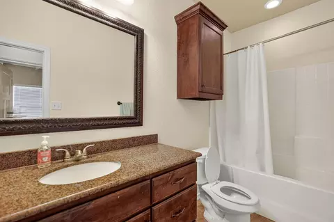 Bath - 4001 Golden Eagle Dr, Bryan, TX 77808 photo 8 of 8