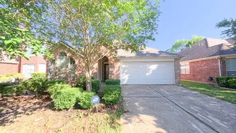 3218 Pine Run Dr, Spring, TX 77388
