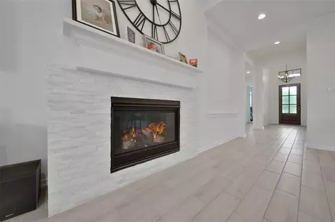 Entry Way - 4611 Silver Moon Dr, Spring, TX 77386 photo 3 of 4