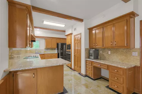 Kitchen - 9727 Pine Pass Drive Dr, Houston, TX 77070 photo 5 of 5