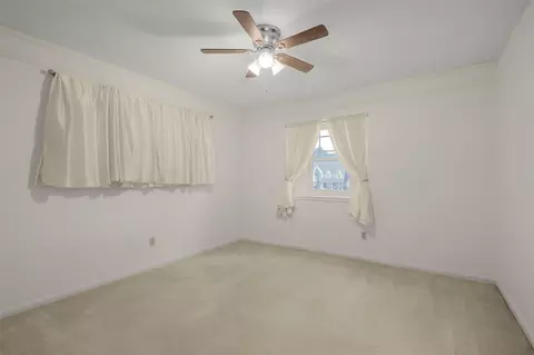 Bedroom - 9727 Pine Pass Drive Dr, Houston, TX 77070 photo 2 of 9