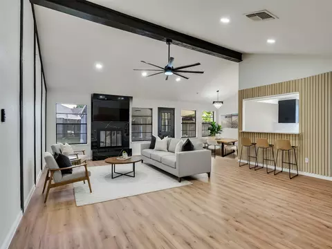 9947 Sagebud Ln, Houston, TX 77089