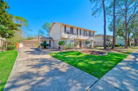 3802 Millbridge Dr, Houston, TX 77059