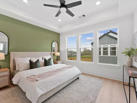 253 De Boll St, Houston, TX 77022